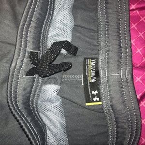 boys medium underarmour grey sweatpants